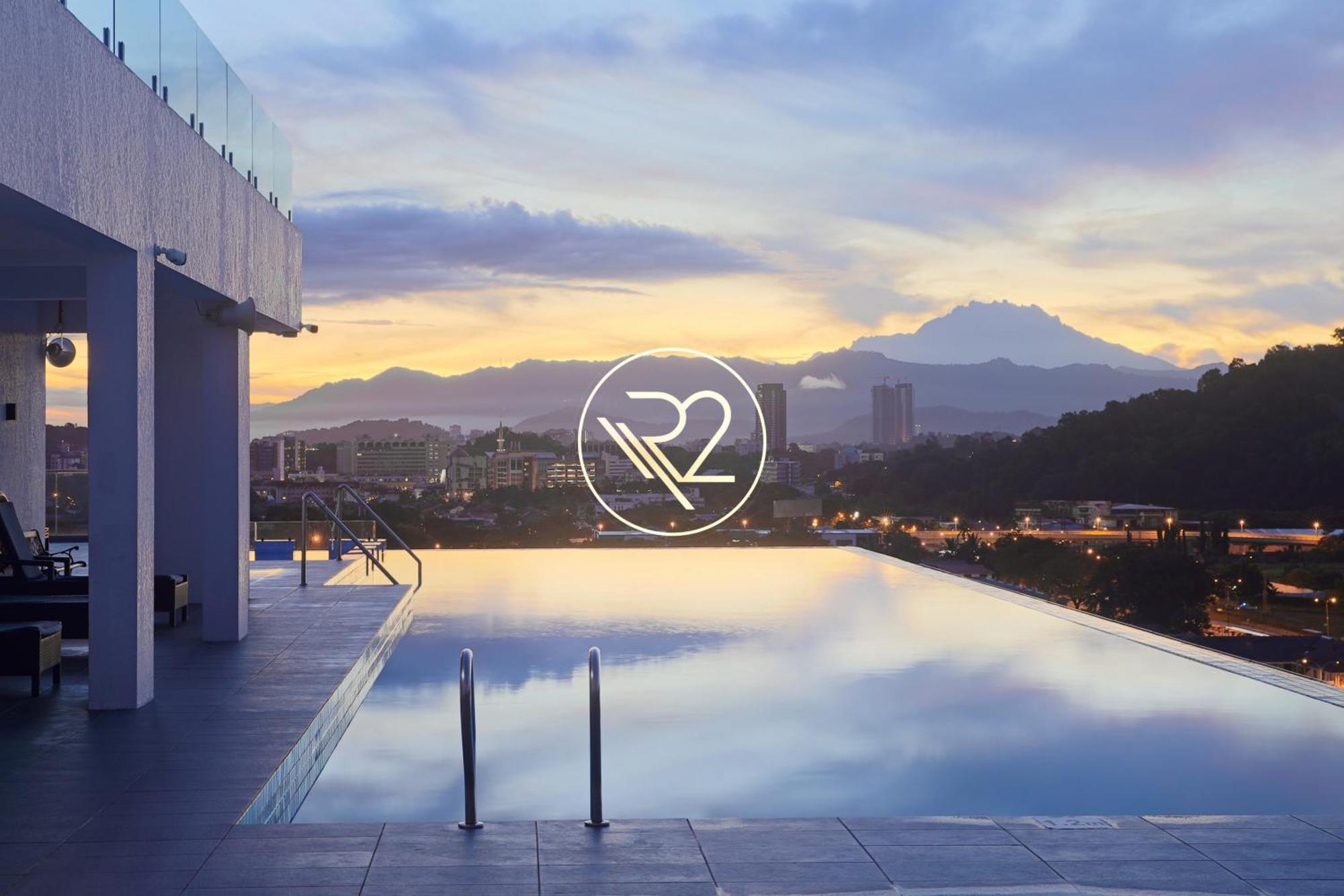 Aru Suites Homestay Wifi,Carpark,24H Check In,Water Filter By R2 Residence Кота-Кинабалу Экстерьер фото