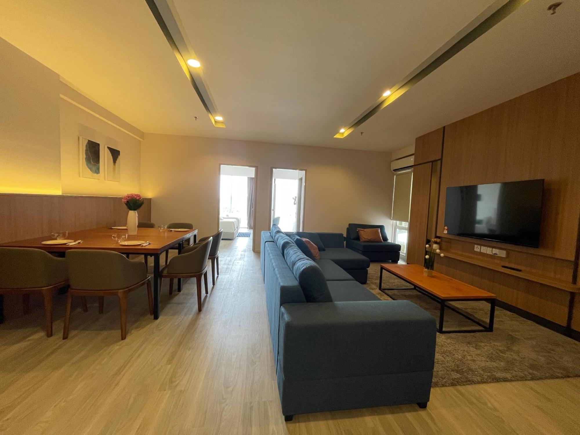 Aru Suites Homestay Wifi,Carpark,24H Check In,Water Filter By R2 Residence Кота-Кинабалу Экстерьер фото